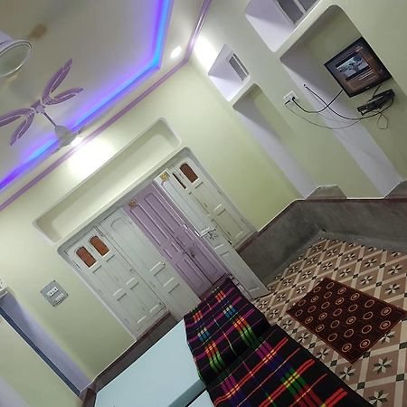 Babu Guest House Varanasi Esterno foto